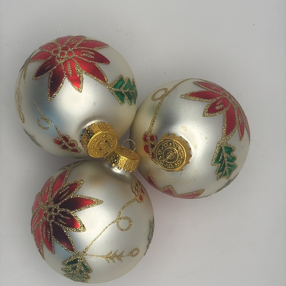 Poinsettia Christmas Ornaments (3) - Picture 1 of 4